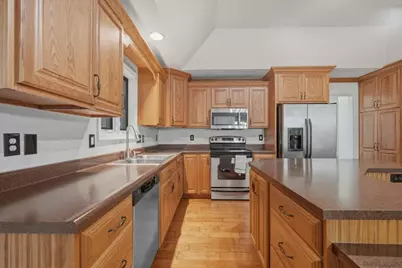 10 Timbers Court, Bloomington, IL 61701 - Photo 13