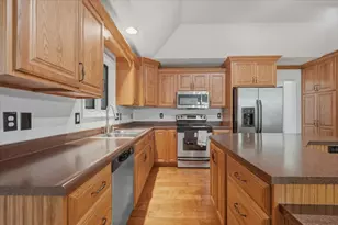 10 Timbers Ct, Bloomington, IL 61701 - Photo 13