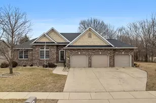 10 Timbers Ct, Bloomington, IL 61701 - Photo 41