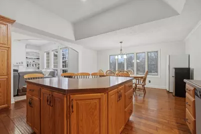 10 Timbers Court, Bloomington, IL 61701 - Photo 15