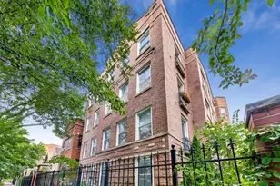 3037 N Troy St, Chicago, IL 60618 - Photo 1