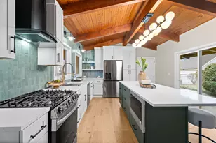 461 W Grantley Ave, Elmhurst, IL 60126 - Photo 9