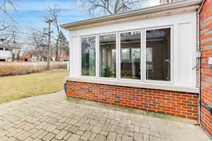 9433 Crawford Ave, Evanston, IL 60203 - Photo 27