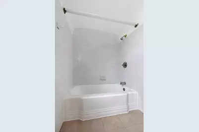 9429 S Oakley Avenue, Chicago, IL 60643 - Photo 17