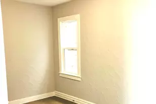 1247 Victoria Ave, North Chicago, IL 60064 - Photo 5