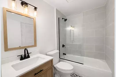 2258 S Sacramento Avenue, Chicago, IL 60623 - Photo 3