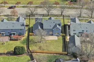 850 Tartans Dr, West Dundee, IL 60118 - Photo 3