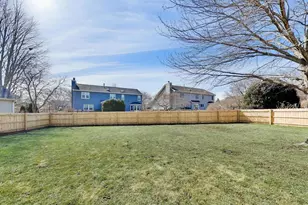 850 Tartans Dr, West Dundee, IL 60118 - Photo 39