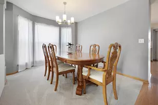 10558 Yellowstone Dr, Huntley, IL 60142 - Photo 5