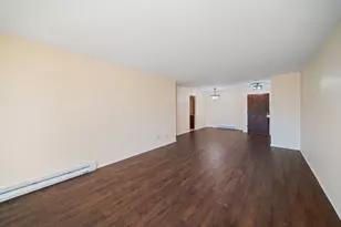 826 E Old Willow Rd, Prospect Heights, IL 60070 - Photo 7