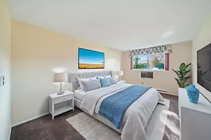 826 E Old Willow Rd, Prospect Heights, IL 60070 - Photo 17