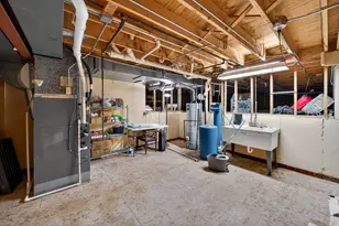 938 Duvall Dr, Woodstock, IL 60098 - Photo 17