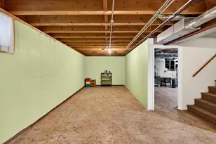 938 Duvall Dr, Woodstock, IL 60098 - Photo 17