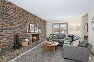 17526 Mulberry St, Country Club Hills, IL 60478 - Photo 7