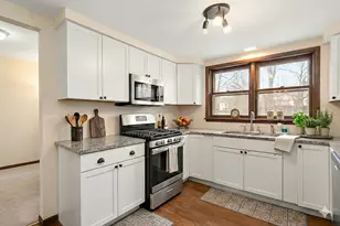 17526 Mulberry St, Country Club Hills, IL 60478 - Photo 9