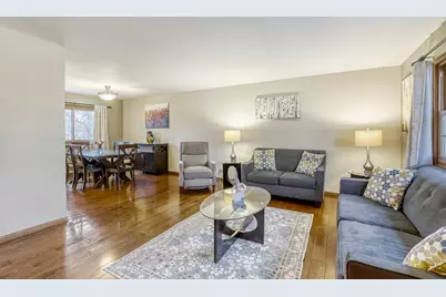 4175 Victoria Drive, Hoffman Estates, IL 60192 - Photo 3