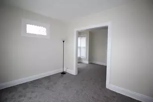 12814 Greenwood Ave, Blue Island, IL 60406 - Photo 5