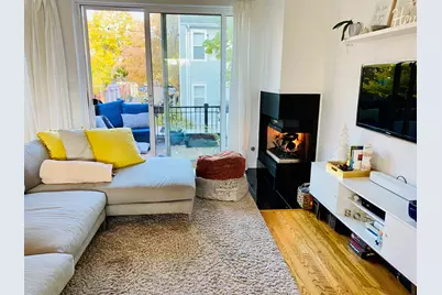 2901 N Wolcott Avenue #B, Chicago, IL 60657 - Photo 3