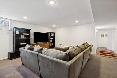 440 W Sheridan Place, Lake Bluff, IL 60044 - Photo 25