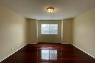 1904 Maureen Dr, Hoffman Estates, IL 60192 - Photo 9