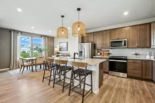 140 Daltrey Dr, Oswego, IL 60543 - Photo 3