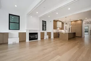 1228 W Wellington Ave, Chicago, IL 60657 - Photo 19