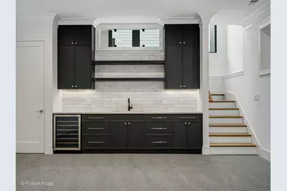 1228 W Wellington Avenue, Chicago, IL 60657 - Photo 39