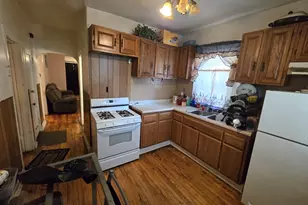 8410 S Marshfield Ave, Chicago, IL 60620 - Photo 9