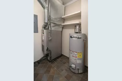 2183 Colorado Avenue #4, Elgin, IL 60123 - Photo 7