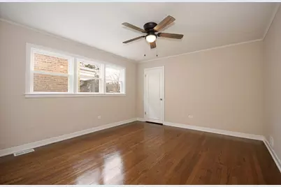 9137 S Justine Street, Chicago, IL 60620 - Photo 7