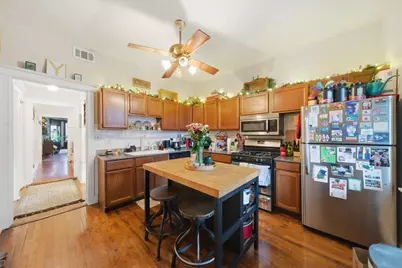 1033 W Dakin Street, Chicago, IL 60613 - Photo 21