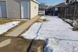 9117 S Wallace St, Chicago, IL 60620 - Photo 21