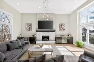 41W716 Hunters Hill Dr, Saint Charles, IL 60175 - Photo 29