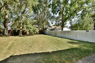 340 Pine Street, Joliet, IL 60435 - Photo 31