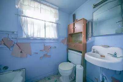 118 N Locust Street, Genoa, IL 60135 - Photo 3