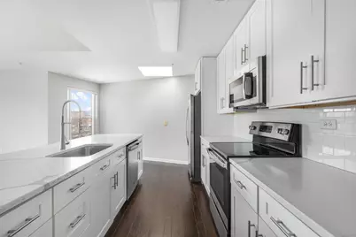 1800 Dewes Street #310, Glenview, IL 60025 - Photo 5