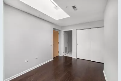 1800 Dewes Street #310, Glenview, IL 60025 - Photo 11