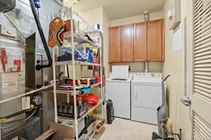 30 W Erie St, Chicago, IL 60654 - Photo 25