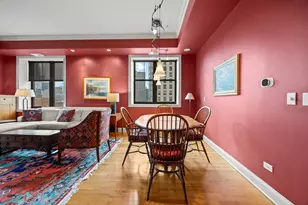 30 W Erie St, Chicago, IL 60654 - Photo 5