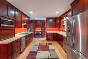 212 Kane Dr, Herrin, IL 62948 - Photo 11