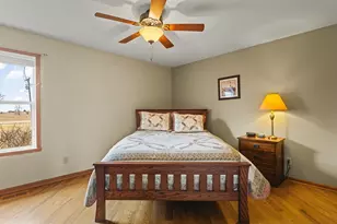 3810 Foxglove Ln, Winnebago, IL 61088 - Photo 11