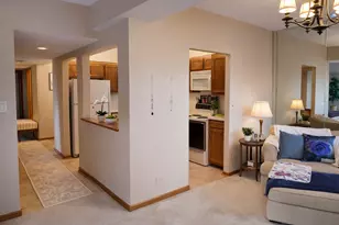 1503 Woodbridge Rd, Joliet, IL 60436 - Photo 3