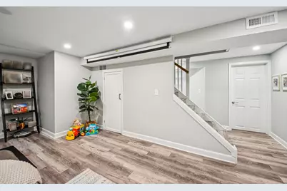 175 S Fairview Avenue, Elmhurst, IL 60126 - Photo 27