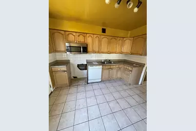 5229 W Greenleaf Street, Skokie, IL 60077 - Photo 7