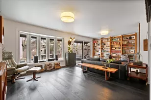 1578 Wesley Ave, Evanston, IL 60201 - Photo 3