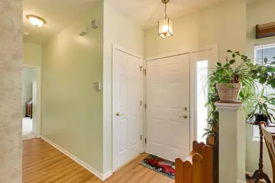 900 Yorktown Street, McHenry, IL 60050 - Photo 13