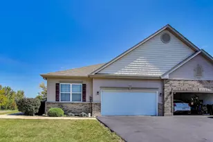 900 Yorktown St, McHenry, IL 60050 - Photo 33