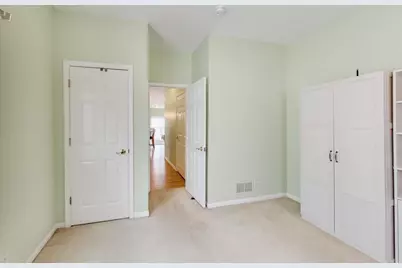 900 Yorktown Street, McHenry, IL 60050 - Photo 19