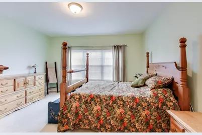 900 Yorktown Street, McHenry, IL 60050 - Photo 15