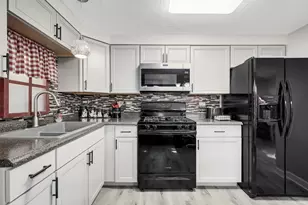 [Address not provided], Hometown, IL 60456 - Photo 7